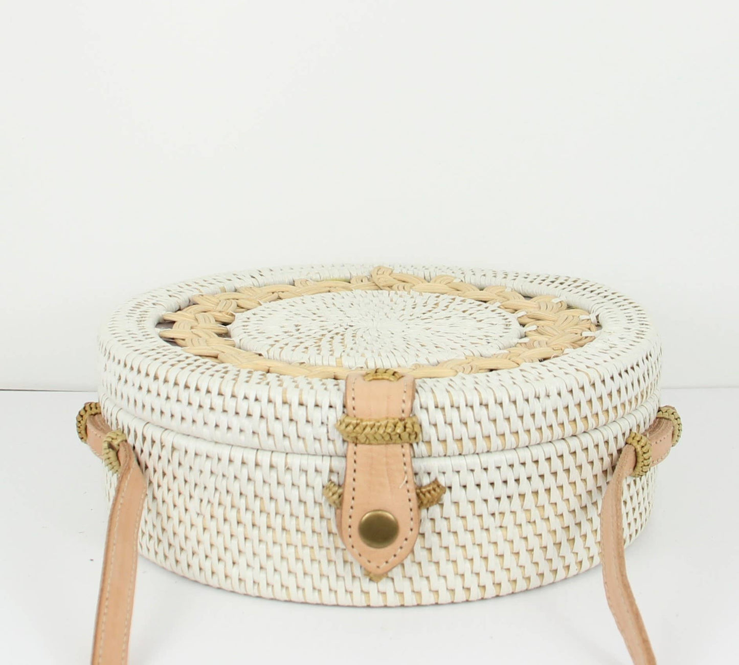 White Braided Bali Bag: 20cm