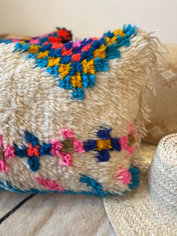 Handmade Berber Azilal Cushion Cover, Flower Pink
