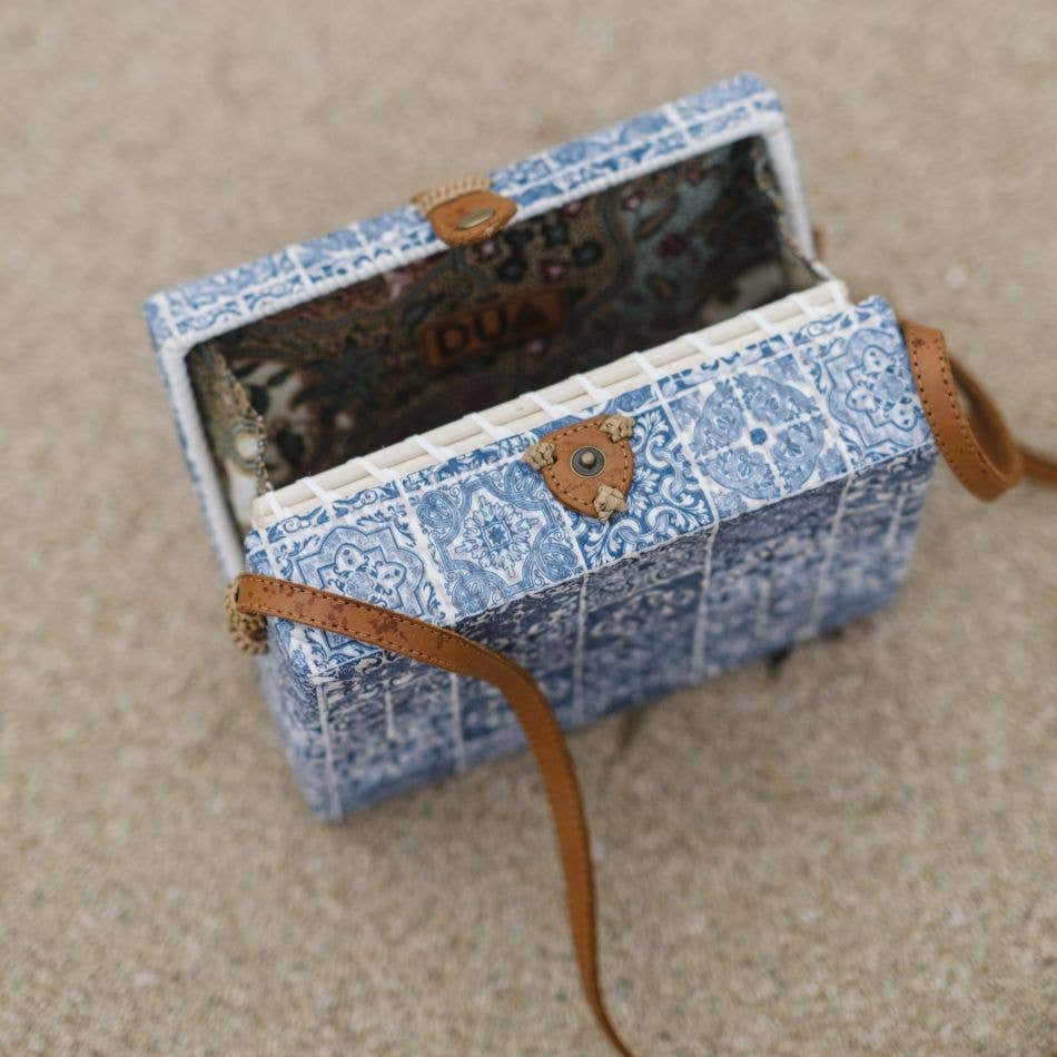 DUA Rattan and White Synthetic Crossbody Bag Tiles