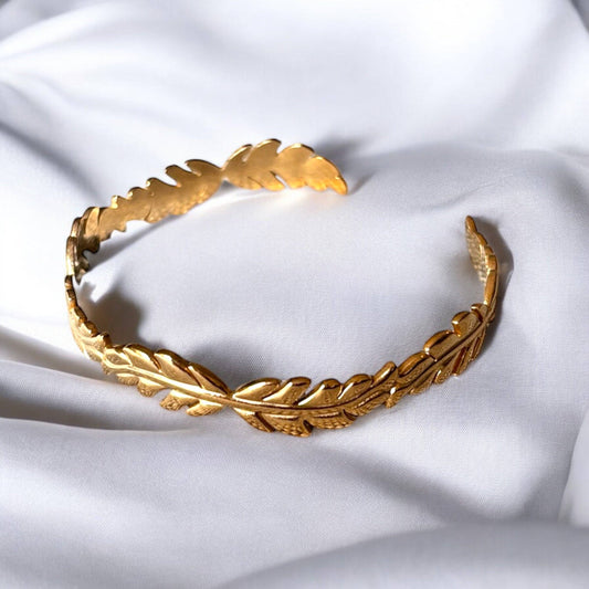 Ethereal Leaf Bracelet